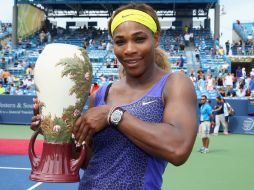 Williams venció a Ivanovic por 6-4 y 6-1 en la final. AFP /