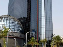 El mercado cambiario inició la sesión en tono positivo para algunas divisas emergentes como el peso. ARCHIVO /