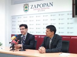 El director regional de ONU-Hábitat, Elkin Velázquez (i) y el director de Proyectos Estratégicos de Zapopan, Alfredo Hidalgo.  /