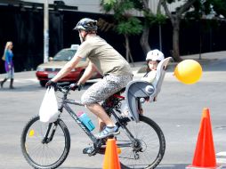 La bicicleta para recorren distancias cortas o medias es la mayor apuesta por una movilidad sustentable. ARCHIVO /