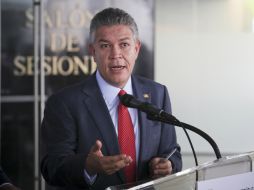 El senador confía en que con la nueva ley en materia energética, se concretará el proyecto de la planta. ARCHIVO /