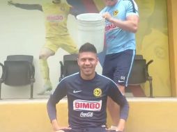 Peralta se sumó a la fiebre de echarse un balde de agua helada. ESPECIAL /
