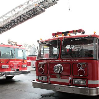 Celebran a los bomberos en su día