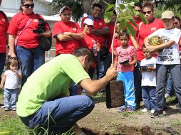 El objetivo de la asociación es dejar una proporción de un árbol por habitante en la ciudad.  /