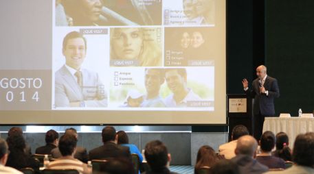 El académico destaca los estereotipos y prejuicios de los que sufren las mujeres en el ámbito de la administración de justicia.  /