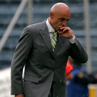 Puebla anuncia al 'Chelís' como nuevo DT