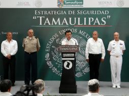 Miguel Ángel Osorio Chong (C) evalúa los primeros cien días de la Estrategia de Seguridad Tamaulipas. NTX /