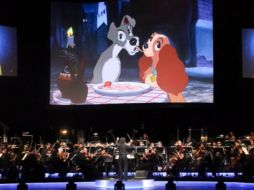 Mientras el espectáculo musical se lleva a cabo, habrá pantallas de alta definición mostrando escenas memorables de las películas. ESPECIAL /