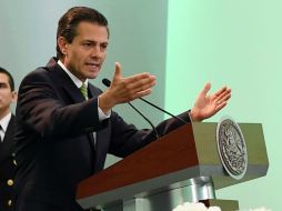 Peña Nieto se reúne con senadores de las bancadas del PRI y del PVEM. NTX /