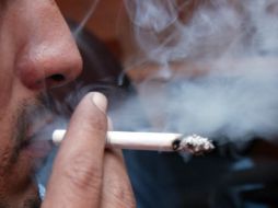 El tabaquismo y consumo de alcohol contribuye a agudizar el problema del pie diabético. ARCHIVO /