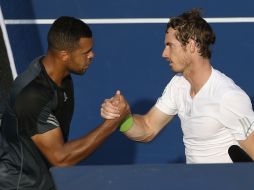 El jugador (Der) le ganó al ex campeón del título US Open en 2012 el francés Tsonga(Izq). AP /