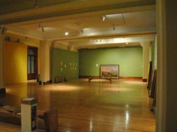 El proyecto incluye nueva iluminación, retoque de paredes y eliminación de puertas corredizas. ESPECIAL /