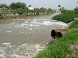 Más de la mitad de las aguas negras de la ciudad de 12 millones de personas se deposita en la Marina sin tratar. ARCHIVO /