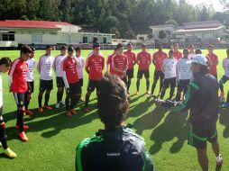 Para los encuentros, el Potro Gutiérrez ha convocado a los Jair Peláez, Dilan Nicoletti y Luis Alberto Cárdenas. ESPECIAL /