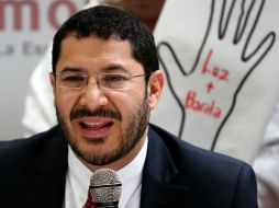 Batres afirma que no hacer la consulta sería el equivalente a desconocer la soberanía popular. ARCHIVO /