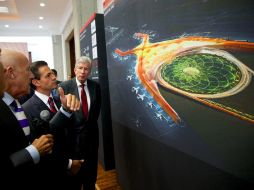 Peña Nieto asegura que el proyecto será una obra insigne de infraestructura. EFE /