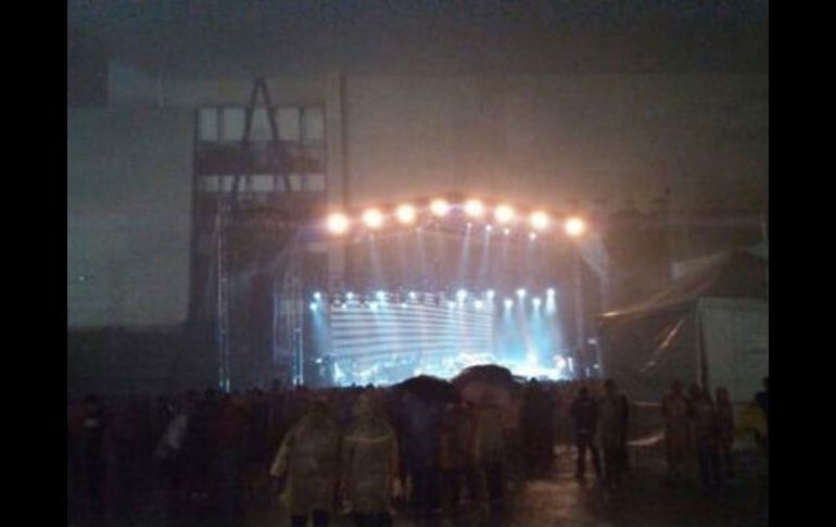 Hasta el momento no hay información de los organizadores sobre si se realizará después el evento o se reembolsarán los boletos.  /