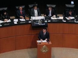 Osorio Chong comparece ante el pleno de la Cámara de Senadores. NTX  J. PAZOS  /