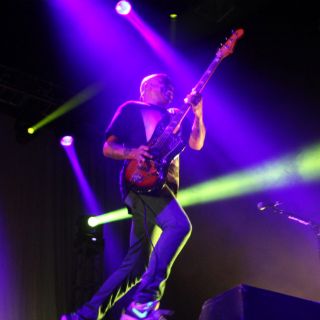 Deftones enciende a capitalinos en el Pepsi Center