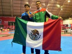 Adriano presumió en redes sociales este logro. TWITTER @avigdoradriano.  /