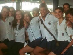 Los alumnos del colegio Pedro II de Rio de Janeiro mostraron solidaridad a su amiga a través de redes sociales. FACEBOOK  /