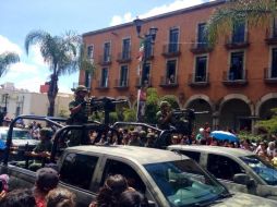 Cientos de personas disfrutaron del desfile en Zapopan. TWITTER @zapopanprensa  /