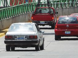 Un automóvil compacto genera 2.24 toneladas anuales de dióxido de carbono. EL INFORMADO ARCHIVO /