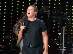 El intérprete deleitó al público con la mayoría de sus éxitos. NTX  J. Romero  /