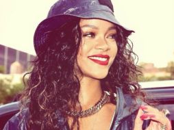 Rihanna es otra de las víctimas del ciberataque contra la nube iCloud de Apple. TWITTER @rihanna  /