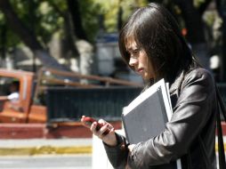 Actualmente, una de las principales maneras de conseguir víctimas es a través de las redes sociales. EL INFORMADOR / ARCHIVO