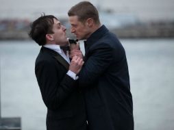 La intriga se orienta hacia el joven inspector James Gordon (d). TWITTER / @Gotham