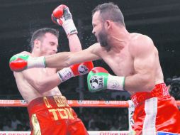 En duelo de familias rivales, los Álvarez sacaron la mejor parte. ESPECIAL / ZANFER