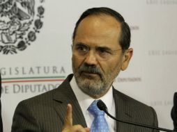 Su posición de dirigente nacional no se empalmaría con la de diputado, asegura. NTX / ARCHIVO