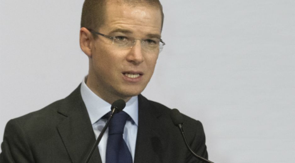 El nuevo presidente nacional del PAN opina que el diálogo es una práctica que debe ser la constante en México. NTX / ARCHIVO