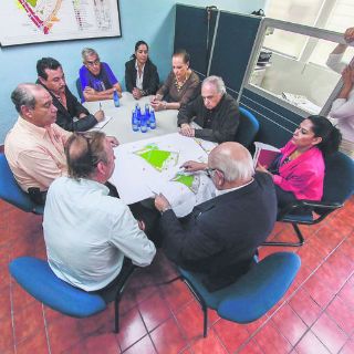 Colonos del Country Club afinan propuesta de redensificación