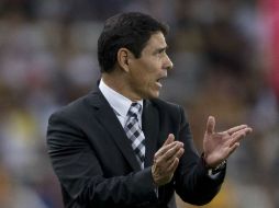 Alfonso Sosa sabe que sólo con victorias podrá permanecer al frente de la UdeG. MEXSPORT / A. Macías