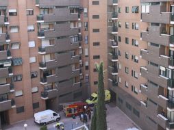 Unidad habitacional donde vive la enfermera. Su mascota será sacrificada ante la posibilidad de que sea portadora de la enfermedad. EFE / B. García