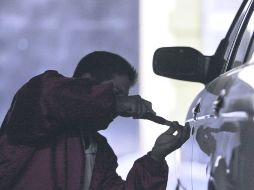 Delito en proceso. El robo de vehículos, total o parcial, es el tercer delito más cometido en el país. EL INFORMADOR /