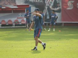 José Manuel de la Torre no se detendrá a realizar un análisis de qué pasó anteriormente, arranca de cero. TWITTER / @Chivas