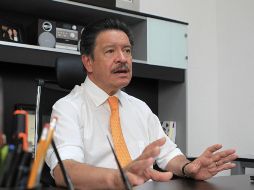 El líder nacional del PRD, Carlos Navarrete asegura que ningun partido está a salvo de la influencia del crimen organizado. SUN / L. Godinez