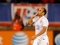 Landon Donovan recibió una ovación de un minuto al salir de cambio. AFP / J. Rogash