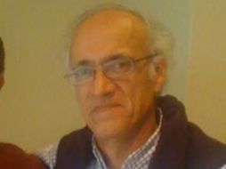 El narrador y poeta Francisco Hinojosa formó parte del jurado. TWITTER / @panchohinojosah