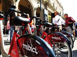 La puesta en marcha de la primera estación de MiBici causó expectativa entre los tapatíos. EL INFORMADOR / E. Barrera