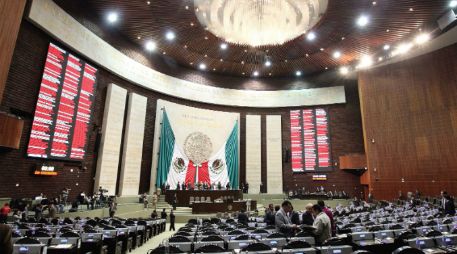 El pleno de la Cámara de Diputados avala en lo general la Ley de Ingresos 2015. NTX / ARCHIVO