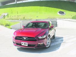 Mejor calidad de marcha. El nuevo Mustang cuenta con un manejo mucho más cómodo en ciudad o carretera. EL INFORMADOR /