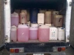 Dentro de la finca había varios recipientes de 20 litros de capacidad con hidrocarburo. TWITTER / @FiscaliaJal
