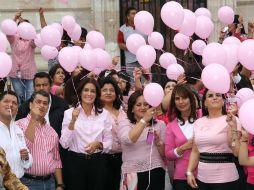 El apoyo de familiares y amigos a la paciente, es fundamental para la recuperación de la enfermedad. NTX / ARCHIVO