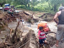 La población total de afectados cada día asciende a más de 12 mil 780 personas tras el paso de la tormenta 'Trudy'. NTX / A. Covarrubias.