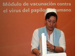 Es importante acudir con el ginecólogo regularmente, realizárse el Papanicolaou anualmente, usar preservativo y aplicarse la vacuna. NTX / ARCHIVO