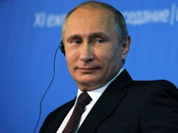 Vladimir Putin participa en el encuentro anual del Club Valday con expertos rusos y extranjeros. AFP / M. Klimentyev